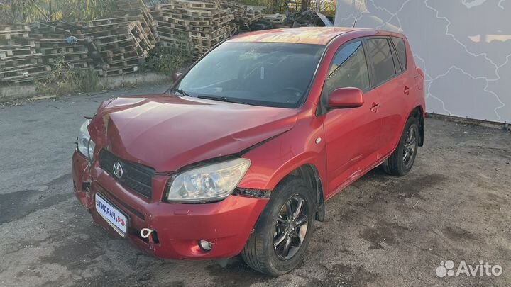 Лючок бензобака Toyota RAV4 (XA30) 77350-42080