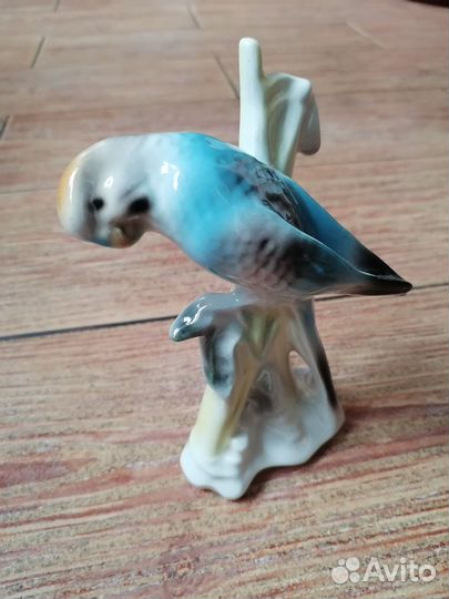 Статуэтка волнистый попугай