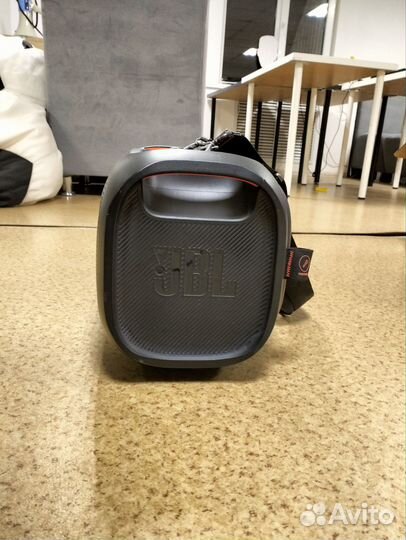 JBL Partybox ON-THE-GO