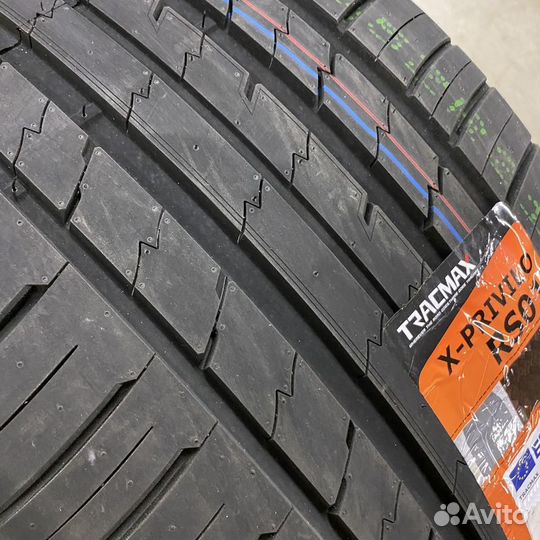 Tracmax X-Privilo RS01+ 255/40 R21