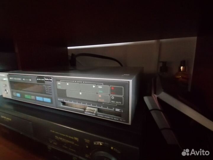 Кассетная дека Sony TC-V7