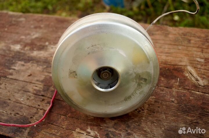 Двигатель от пылесоса Горизонт