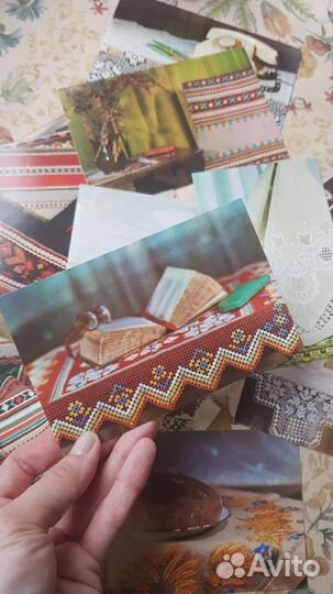 Винтажные открытки с вышивкой,цветами.Цена за два