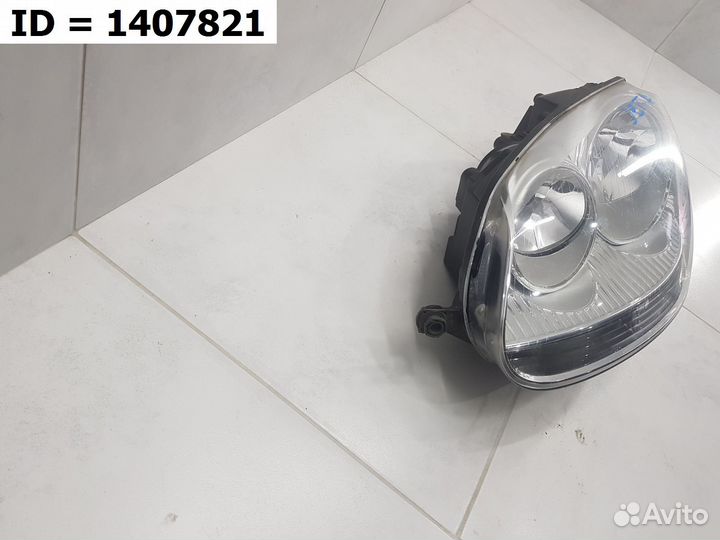 Фара левая Volkswagen Jetta