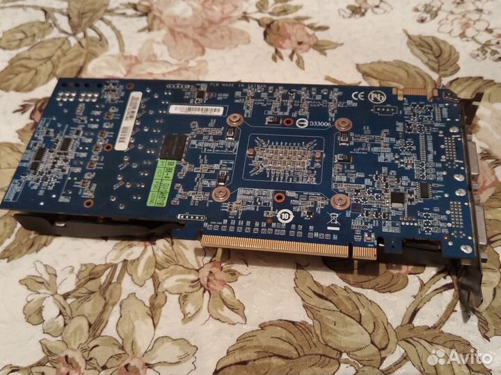 Видеокарта GTX 460