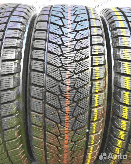 Bridgestone Blizzak DM-V2 215/60 R17 96S