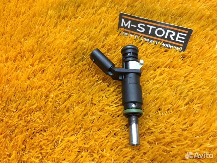 Форсунка топливная Mercedes-Benz E-Class W212