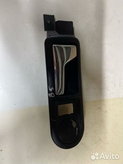 Ручка двери внутренняя левая Volkswagen Passat B5