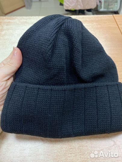 Мужская зимняя шапка вязаная