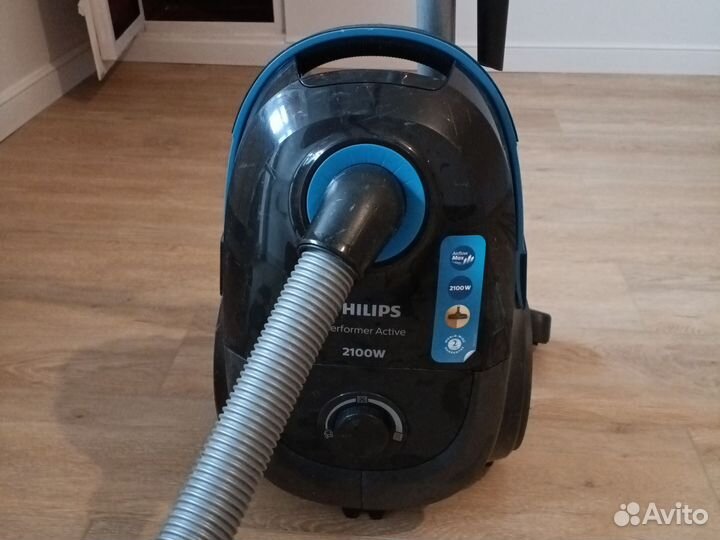 Робот пылесос Philips fc8585