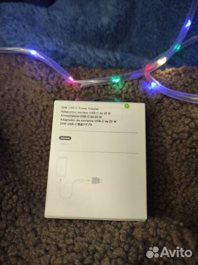 Зарядка на iPhone