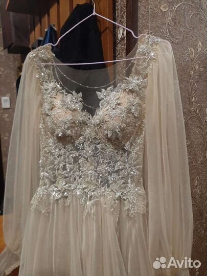 Выпускное платье 46 размера
