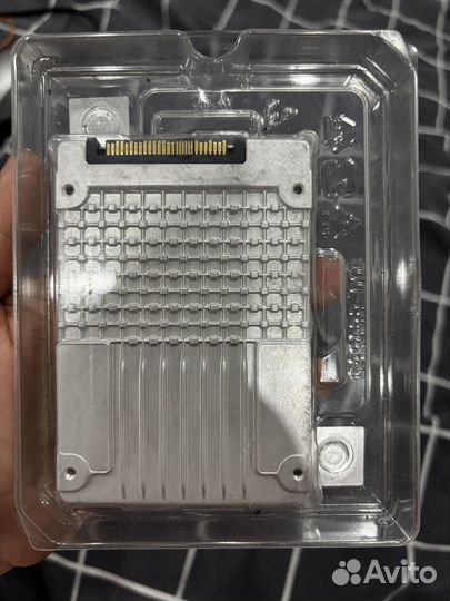Жесткий диск intel 1.92 TB