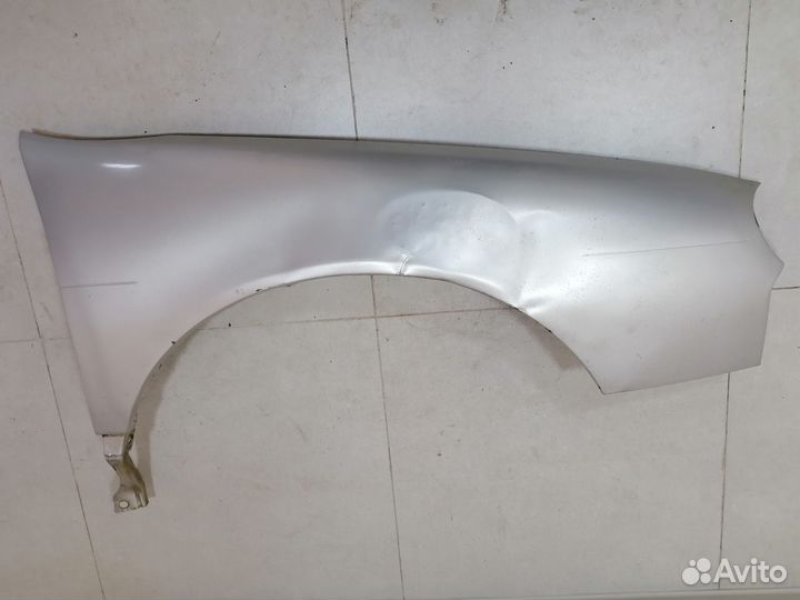 Крыло переднее правое Chrysler Concord 1998-2004