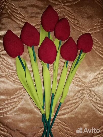 Памятный подарок невянущие тюльпаны