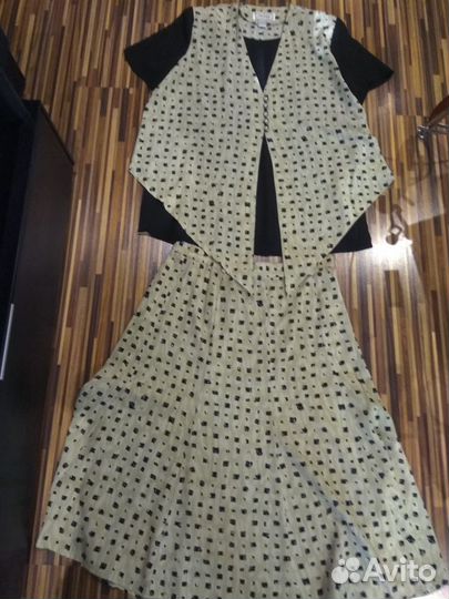 Женский костюм