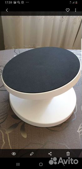 Поворотный столик для торта