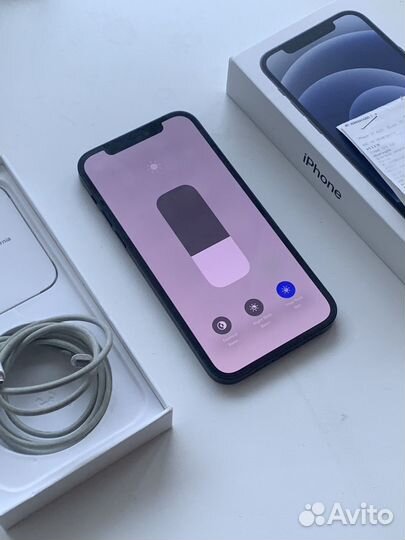 iPhone 12, 64 ГБ