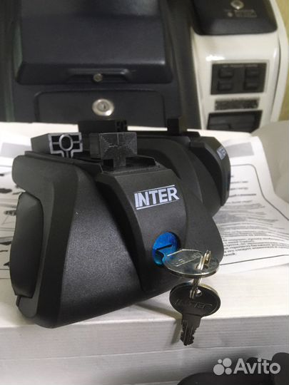 Крепление для ригелей багажника