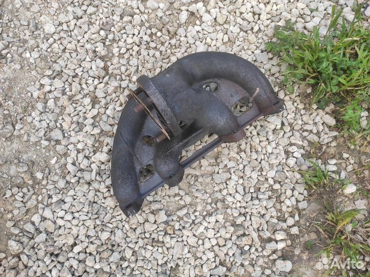 Коллектор выпускной Volkswagen Passat B5 1.6