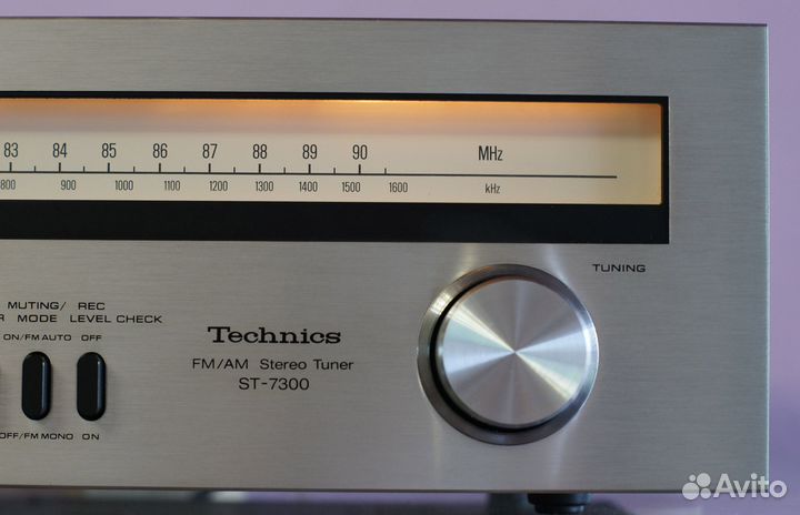 Аналоговый тюнер Technics ST-7300(3)