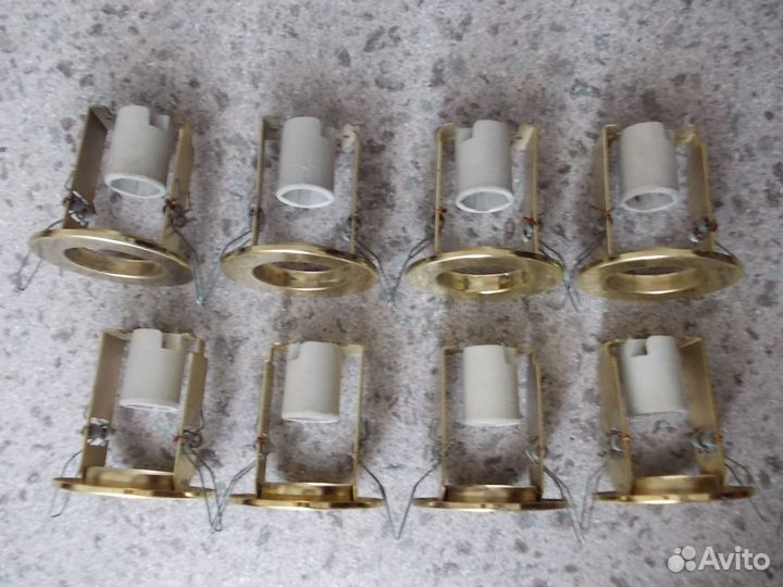 Точечные встраиваемые светильники