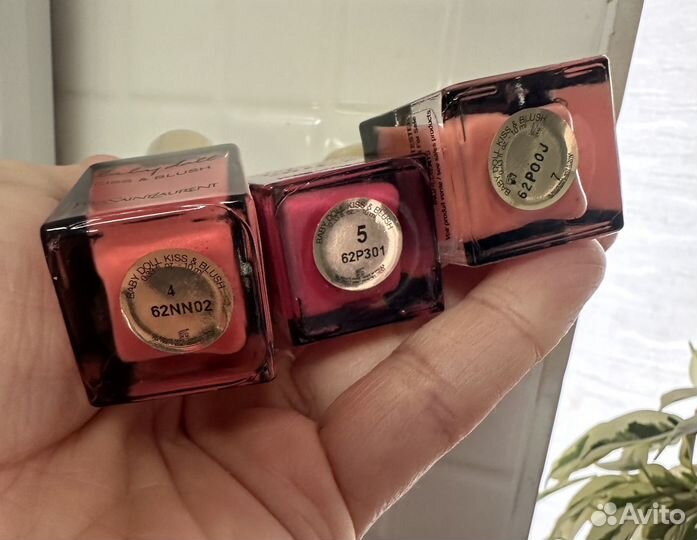 YSL румяна И блеск для губ baby doll kiss & blush