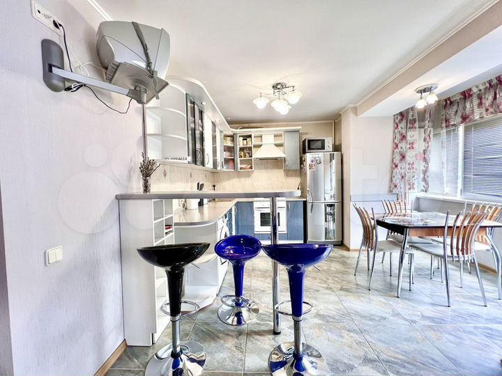 3-к. квартира, 72 м², 3/5 эт.