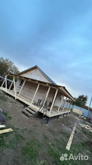 Бригада строителей