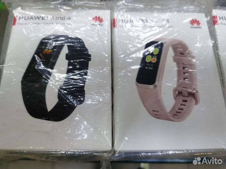 Фитнес браслет Huawei Band 4