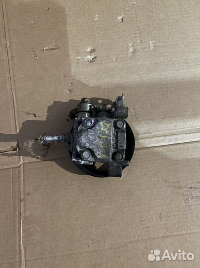 Насос гур mazda bongo