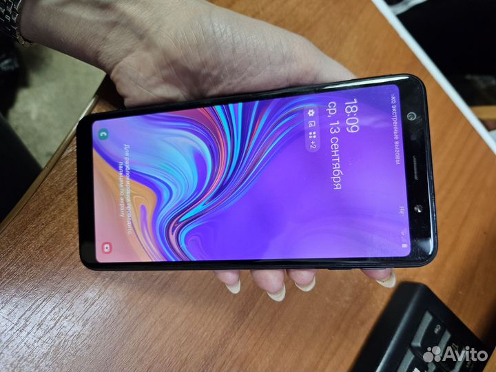 Телефон samsung A7 2018