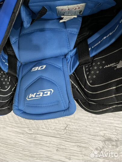 Хоккейные трусы ccm, баул rbk, шлем rbk