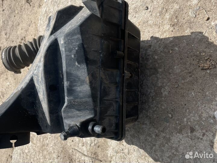 Корпус воздушного фильтра форд фиеста мк4