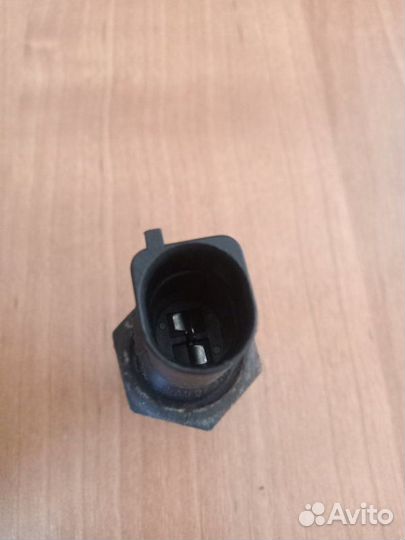 Датчик давления масла двс Volkswagen Passat B5+
