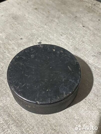 Шайба хоккейная бу