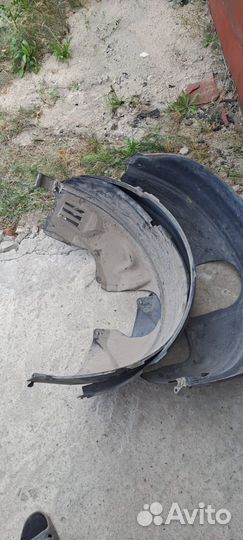 Подкрылки Renault Logan Рено Логан локер