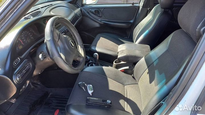 Chevrolet Niva, 2012