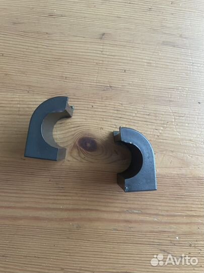 Втулка рулевого вала полукольцо для снегохода