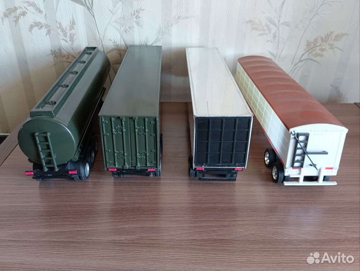 Полуприцепы от New Ray