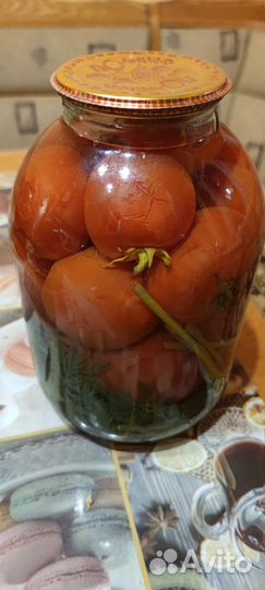 Боярышник, огурцы, помидоры, компоты