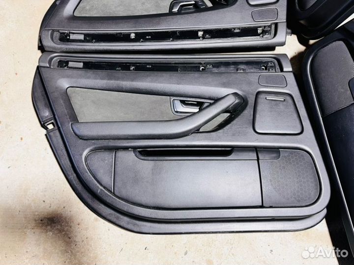 Обшивка боковой двери Audi A8 D3/4E W12BTH 2007