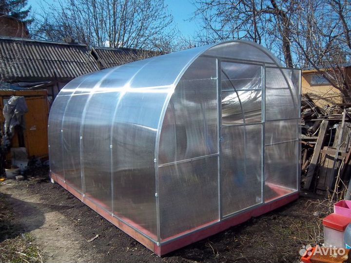 Теплица из поликарбоната