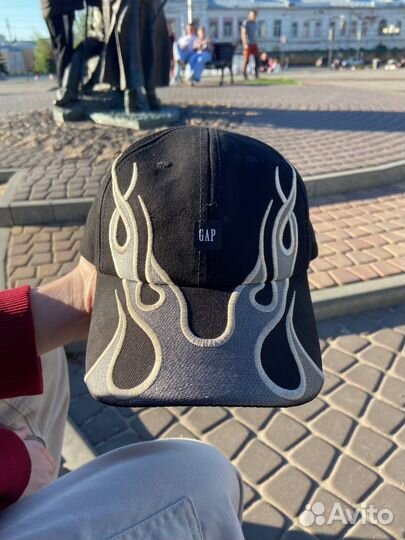 Кепка balenciaga колаборация с gap и yzy