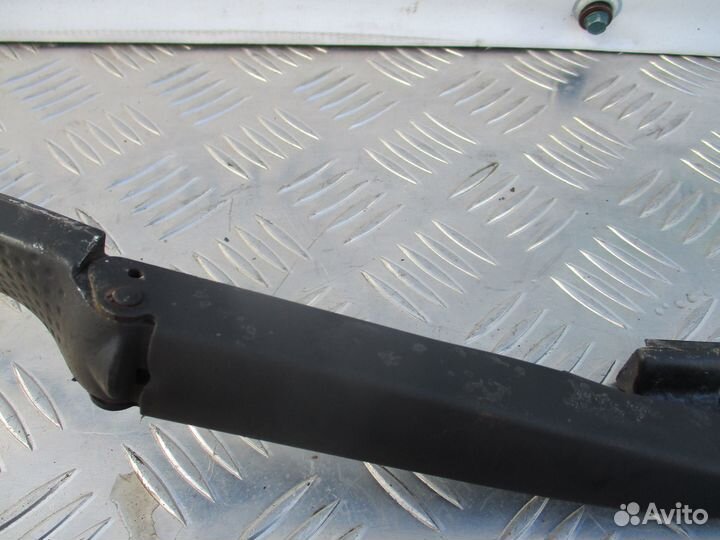 Поводок дворника передний Renault Laguna 2 2002г