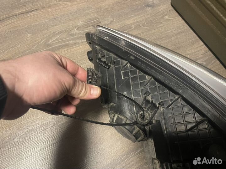 Kia Ceed jd правая фара с блоком и лампами