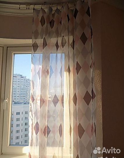 Тюль с геометрическим рисунком