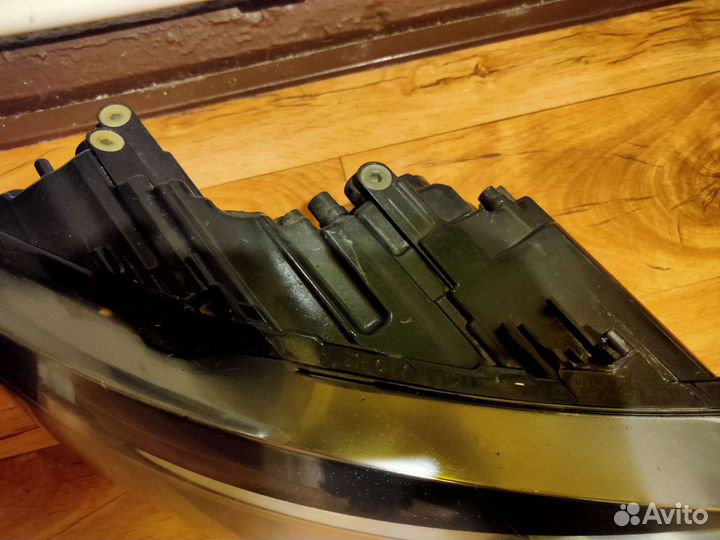 Передние фары polo sedan рестайлинг