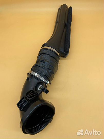 Воздуховод land rover LR049314