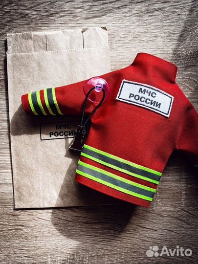 Боевка пожарного подвеска в машину